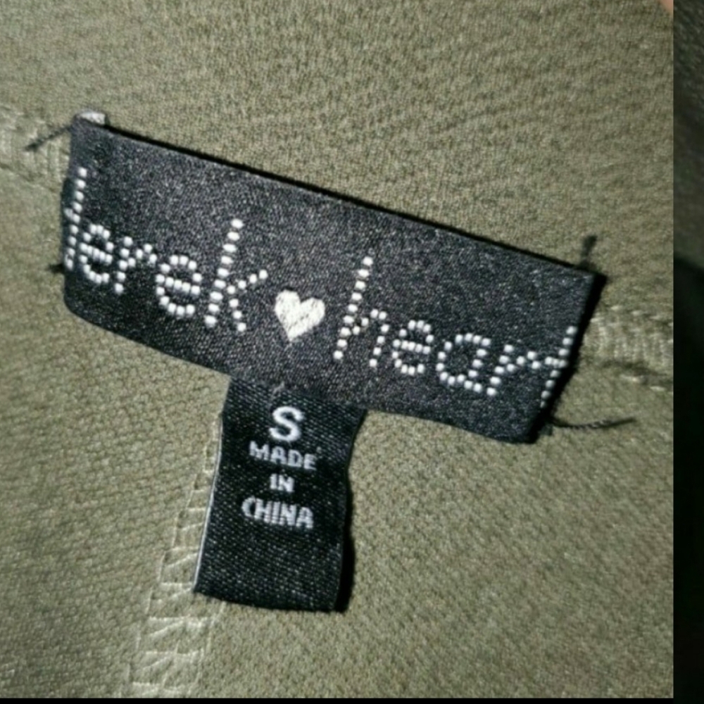 Derek Heart Olive Sailor Button Wide Leg Cropped Pants Women’s Small - Picture 5 of 7